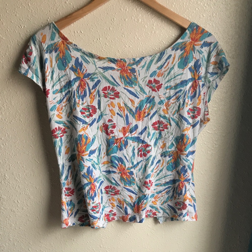 💚Floral Crop Top w/ Bow Back from PacSun💚